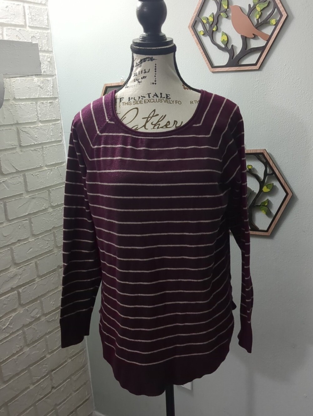 **3/$10** Pink Clover Sweater Size XL